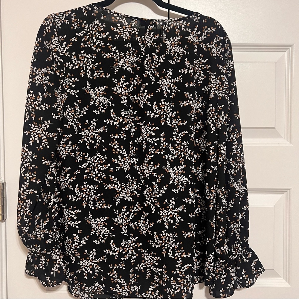 Talbots Black, White and Brown Floral Blouse - Picture 9 of 11